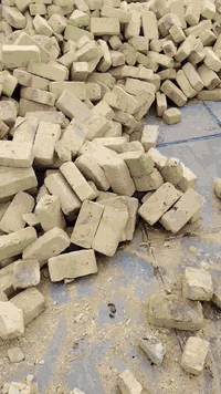 ياالله سنة خير وبركه عليكم 
مكتب نور الهدى نعمل بالتقسيط مقدمه حسب تكلفه ونعمل  سلفة الاسكان بدون مقدمه عمل هيكل فقط عنوان الاسكان مقابل صيدليه الانورين رقم الهاتف 
***********
