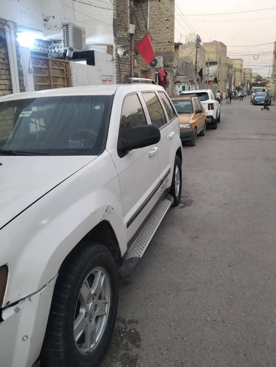 سلام عليكم جيب 2008نظيفة محرك كيرنظيفات تبريد ثلج قطعتين السيارة رقمهة انبار,,,.دواخل السيارة نظيفة تخم تايرجديدالسعر80وبيهة مجال بصيط السيارة حالين بغدادالتصال ***********
