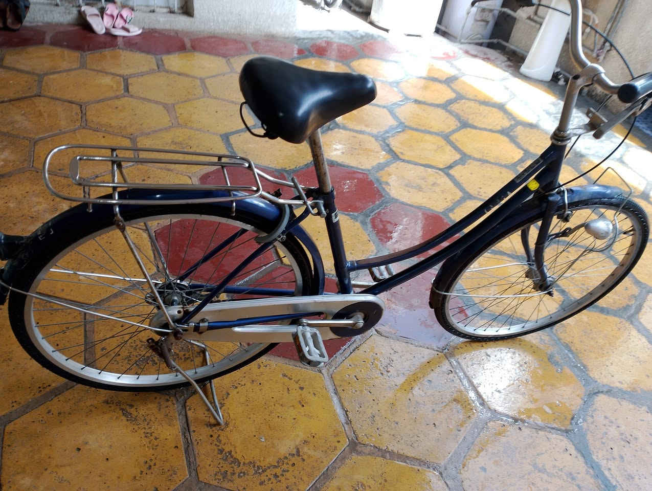 السلام عليكم بايسكل مستعمل قليل حجمه 26 السعر 100 مكاني كربلاء شهداء الملحق للستفسار  ***********
