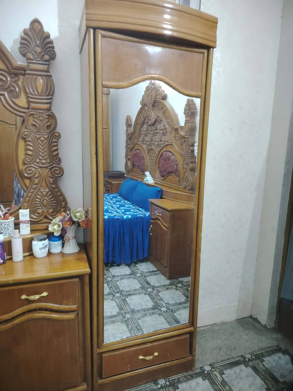 للبيع عرفه نوم حطاطه جديده ونضيفه باقي تفاصيل خاص


**إذا كنت صاحب هذا الإعلان وتريد حذفه لأي سبب، رجاءا أرسل رسالة إلى الدعم الفني**