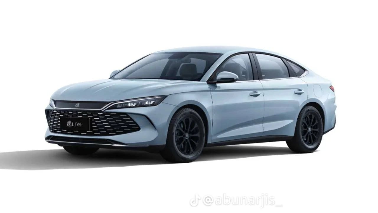 BYD Qin L Dm-i 2025

🔥 مو كل سيدان تجي تگدر تنافس
هاي Qin L مو مجرد سيارة… هاي إعلان تفوق!

بين Seal 06 و Seal 07 الكل يحچي عن القوة والتصميم،
بس Qin L تثبت إن المعادلة مو بس شكل…
المعادلة ذكاء + صرفية خرافية + تكنولوجيا تسبق وقتها 🚀

محرك DMi يشتغل بعقل…
⛽️ سحب ناعم، عزم حاضر، وصرفية تخليك تنسى محطة البنزين

ممكن تكون Seal 06 رياضية صح،
وممكن تكون Seal 07 فخمة هم صح…
بس Qin L تجمع الاثنين، وتضيف عليهم راحة يومية ما تمل منها

💎 هاي مو سيارة عادية…
👑 هاي اختيار شخص يعرف شنو يريد


**إذا كنت صاحب هذا الإعلان وتريد حذفه لأي سبب، رجاءا أرسل رسالة إلى الدعم الفني**