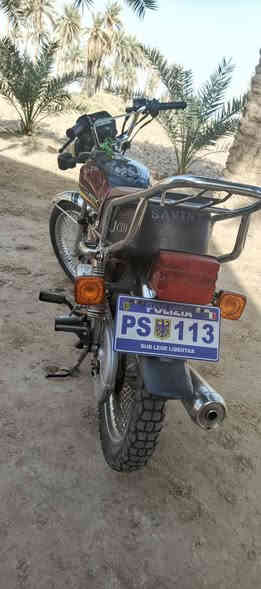 للبيع دراجه اربعه گير موديل 23 اوراق سكنر كفاله عامه مامفتوح بيه برغي سعر 625 وبيه مجال مكان شاميه  اتصال على هاذه ***********
