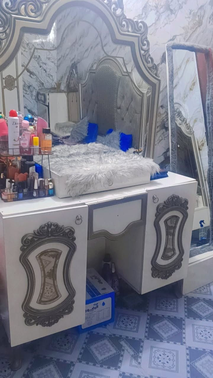 السلام عليكم غرفه تركيه نضيفه مالبيه اضرار السعر خاص ***********

