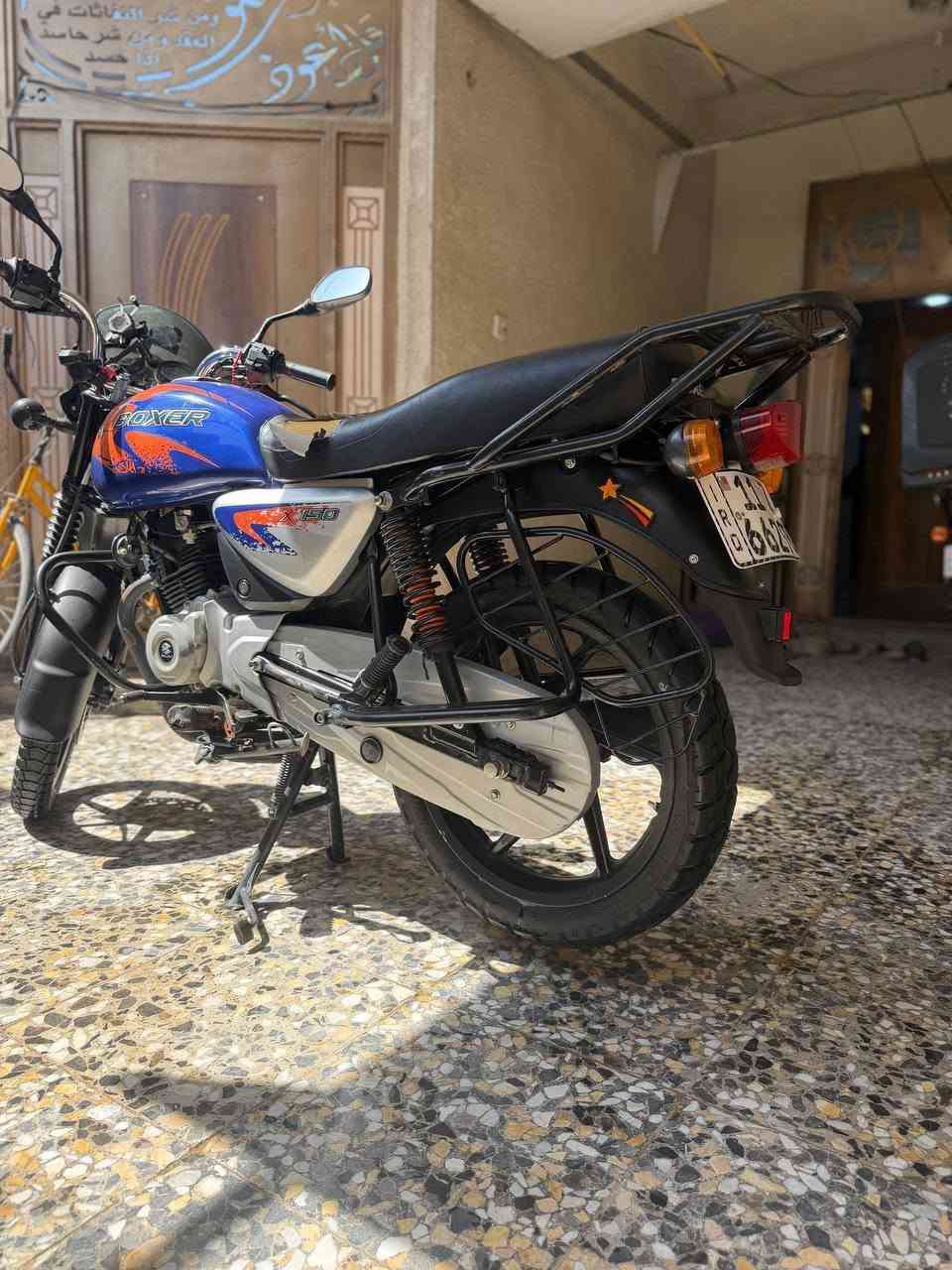 دراجه بوكسر موديل 23 مكفوله كفاله عامه رقم بغداد انكليزي  ب اسمي شخصيا التحويل ثاني يوم ما بيها نقص برغي واحد وين ما يعجبك افحصها شرط تراي زيرو
سعرها مليونين ونص 2500 وبيها مجال بسيط 

عنواني بغداد المشتل

***********
