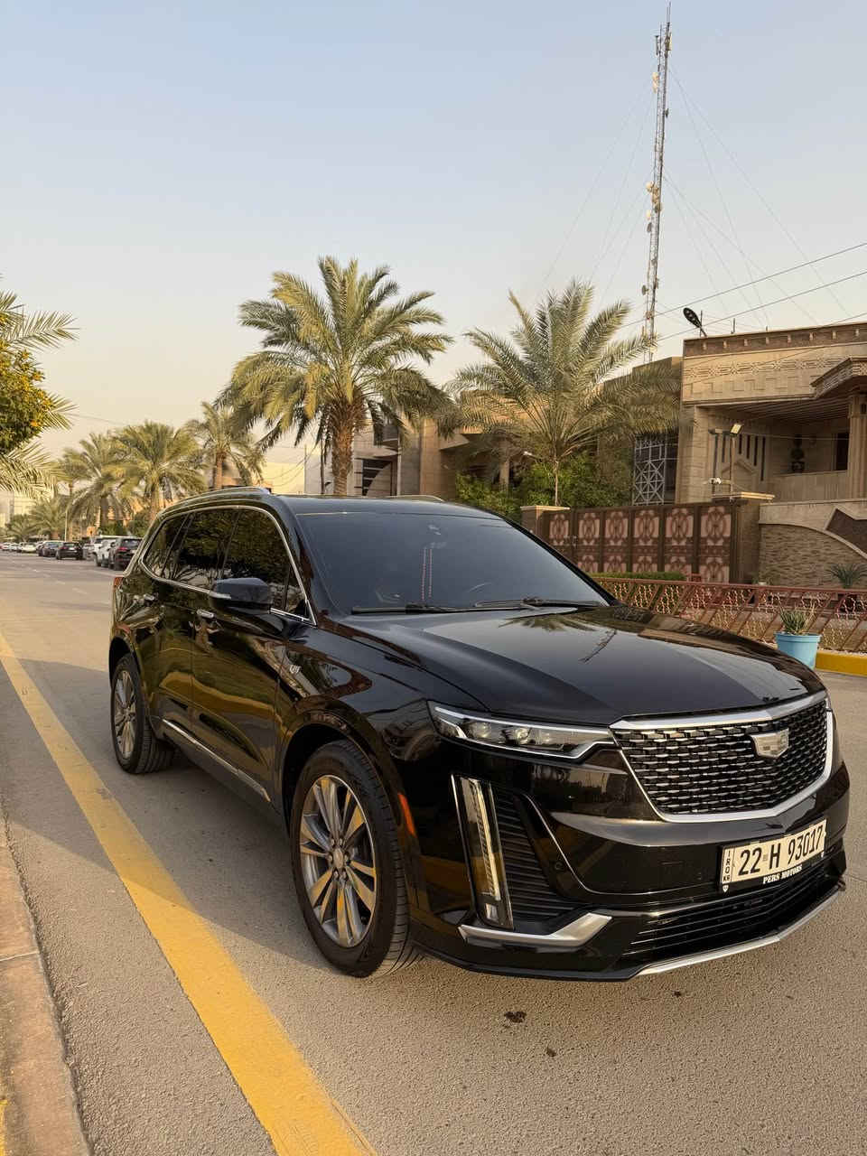 سلام عليكم 
كديلاك Xt6 2022 
فووول مواصفات  بنوراما مقاعد جلد وتدفئة تبريد و7 راكب كهرباء جنطه كهرباء رادارات وانارة محيطية 5 كامرات يدات  الابواب انارة وهواية امور بعد . حادث جاملغ وربع بنيد بدون ايرباك والقطع مبدلات بقطع اصلية نفس اللون (بدون صبغ ) 
العنوان بغداد حي الجامعة
السعر 278 وبيهة مجال  
موبايل   *********** بغداد, العراق
