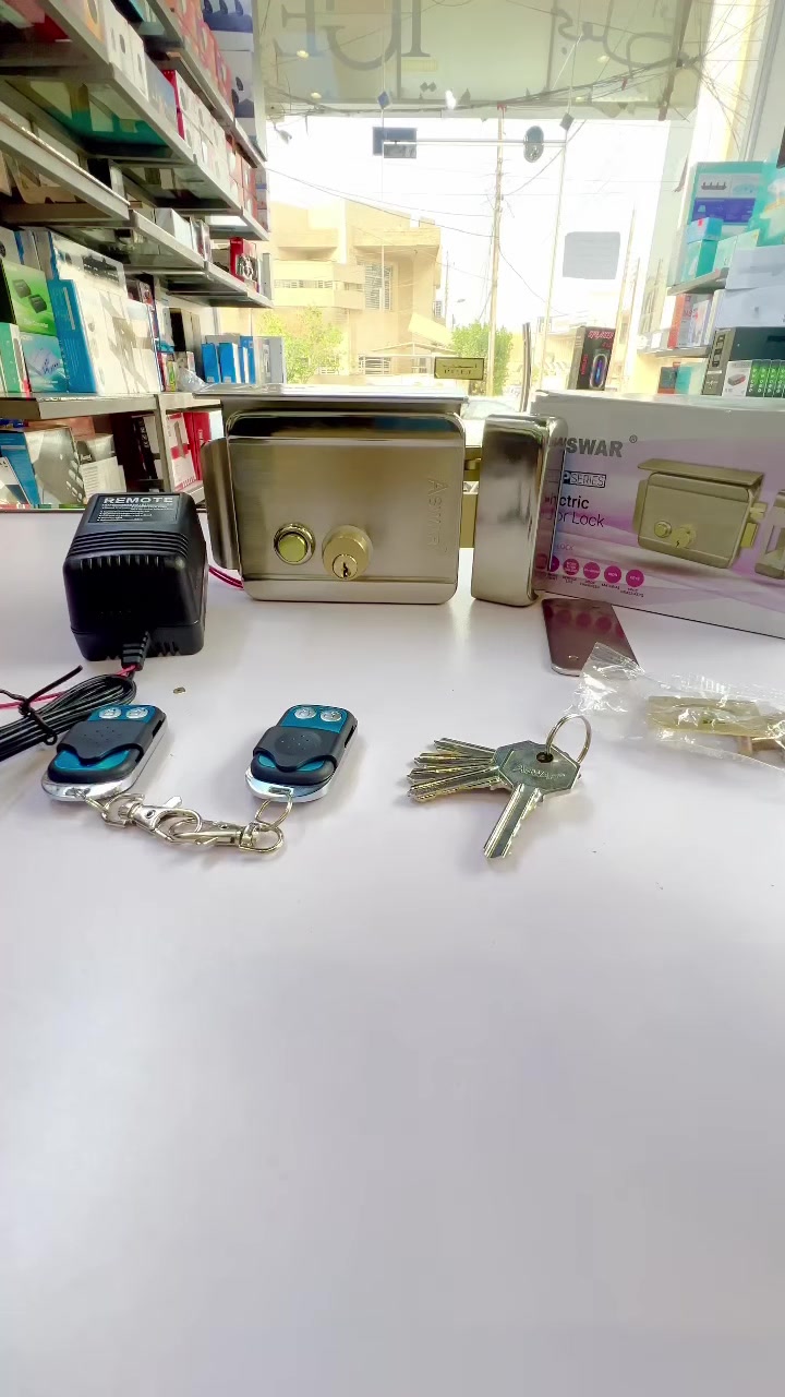 كيلون الكهربائي موديل 
AS-VDP-LOCK  
 
يستخدم للأبواب الداخلية والخارجية الحديد والخشب
 (جهة اليمين / جهة اليسار)

محولة فتح وغلق القفل الكهربائي لاسلكيا بمسافة 25 متر بواسطة ريموت

اهم المميزات:
• يقفل تلقائيا بعد غلق الباب 
• يعمل مع أجهزة الدخول Access Control, Door Phone 
• مصنوع من الحديد القوي المقاوم للصدمات. 
•  تحمل الظروف الخارجية
• مفاتيح احتياطية للطوارئ
__________________________
العنوان -بغداد حي الحسين - مجاور مرطبات فريزو 

اوقات العمل من الساعة 10🌞صباحا إلى الساعة 11 مساءا 🌑

يوجد لدينا خدمة توصيل 🚚
للاتصال على الرقم ***********
