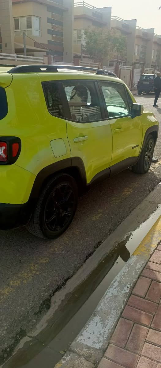 تحيه طيبه 
جيب رنكيد 18 كير عادي كير عادي بدون حادث فقط طخات بسيطه واضحه بالصور بأسمي رقم دولي مواصفات الجيب المعروفه كير محرك بحاله جيده محرك 1400 تيربو لادوانس ولاصرف بانزين تبريد ويه السويج شركه... الحداديه بنسبة 50 ٪ بيع او مراوس .....السونار الامريكي موجود..........


**إذا كنت صاحب هذا الإعلان وتريد حذفه لأي سبب، رجاءا أرسل رسالة إلى الدعم الفني**