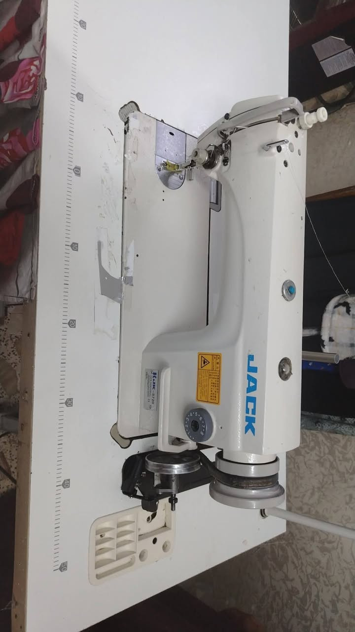 السلام عليكم للبيع كلش نظيفه استعمال قليل مكاني اعظميه


**إذا كنت صاحب هذا الإعلان وتريد حذفه لأي سبب، رجاءا أرسل رسالة إلى الدعم الفني**