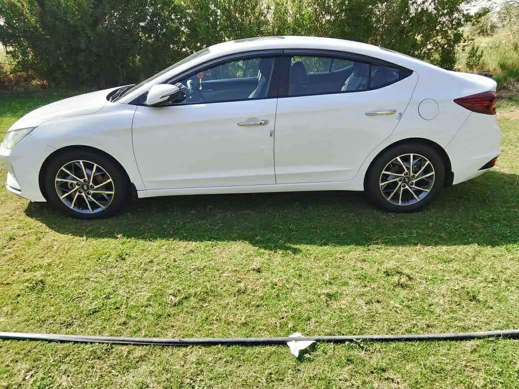 السلام عليكم النترا 2019 شكل 20
خليجي رقم بغداد باسمي سياره فول حساس امامي خلفي فتحه سقف شاشه 3 وضعيات قياده سياره عليها ادامه كامله قبل 4 يام مسويلها ادامه مجاول نوزلات صدر امامي  خلفي تخم تاير باتري جديد يعني متصرف عليه ربع دينار سياره جاهزه من كولشي تحويل ثاني يوم بيها بارد جوه باب الصدر عله كد شبر ودوسه مرشوشه اثر طخه بصيطه مكان سياره بغداد المحموديه *********** الهاتف بيه وتساب )سعر سياره 160 وبيه مجال اتصل ودلل ماشيه 107 وقبل زياده عبدالله حاتم
