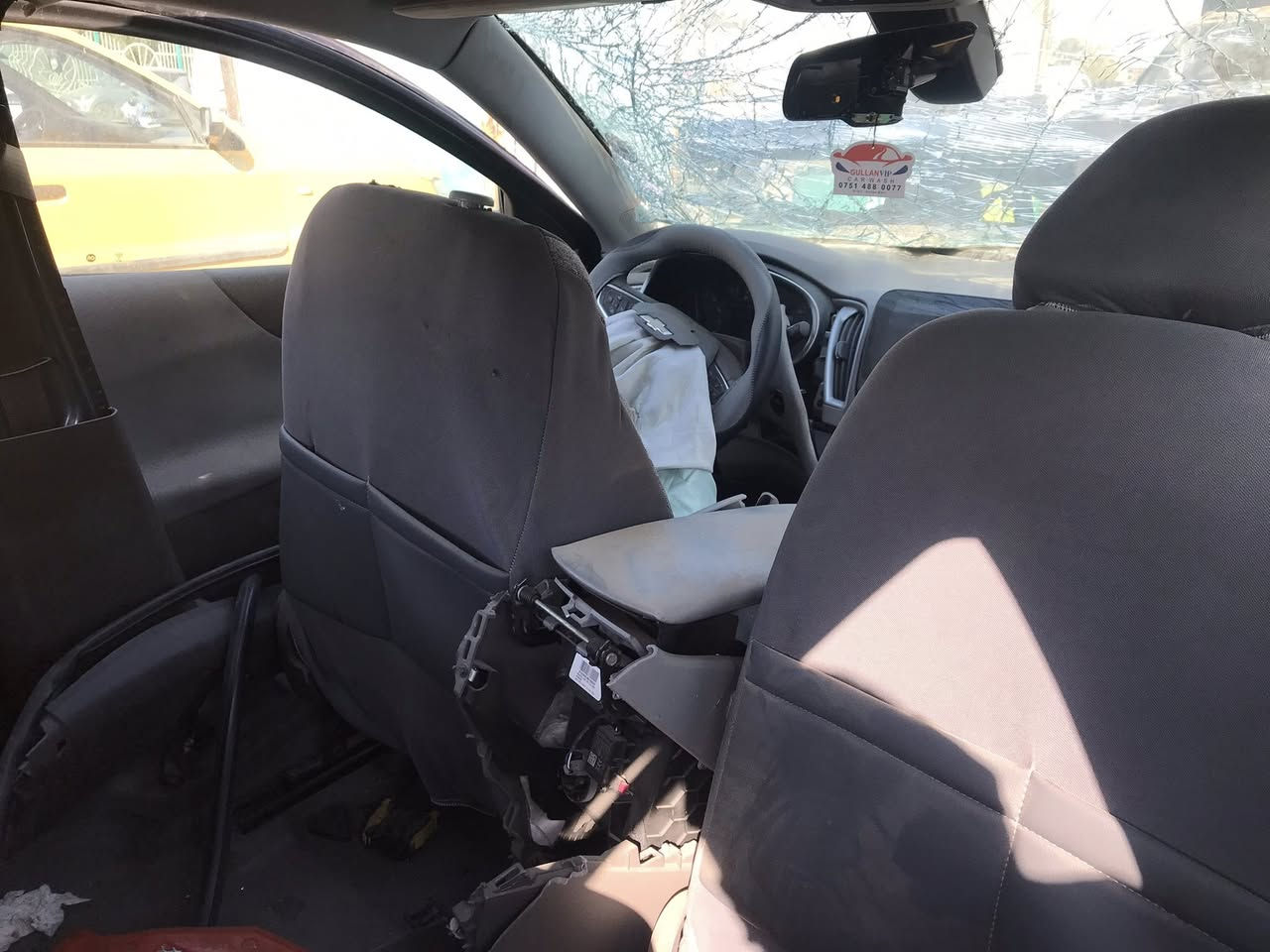 البيع ماليبو على الحادث ‭٠٧٧٣ ٣٨٢ ٥٠٨٥‬
