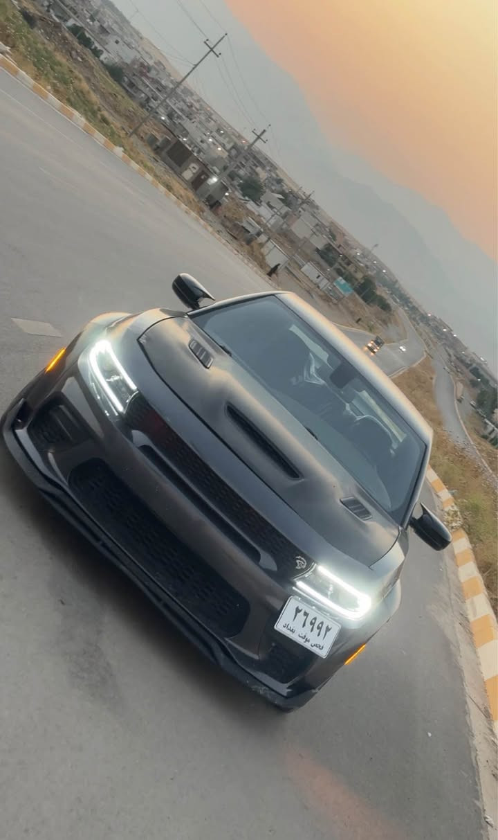 دۆج جارجەر ٢٠١٦ وایدبۆدی براوەی دوبەی سەیارەکە نمونەیە لە جوانی ٤ تایەی لۆکی لە ژێرە تازە سێرفز عام کراوە گێڕ و مەکینە بەشەرت تەقەو ڕەقە بە شەرت  
۲ پارچەی ئەمریکا بۆ یاخە بی ناو گرتن 
ئەو رەقم شانسی2C3CDXBG2FH826992. 

بۆ زانیاری زیاتر پەیوەندی بکە 
*********** بشدار, السليمانية
