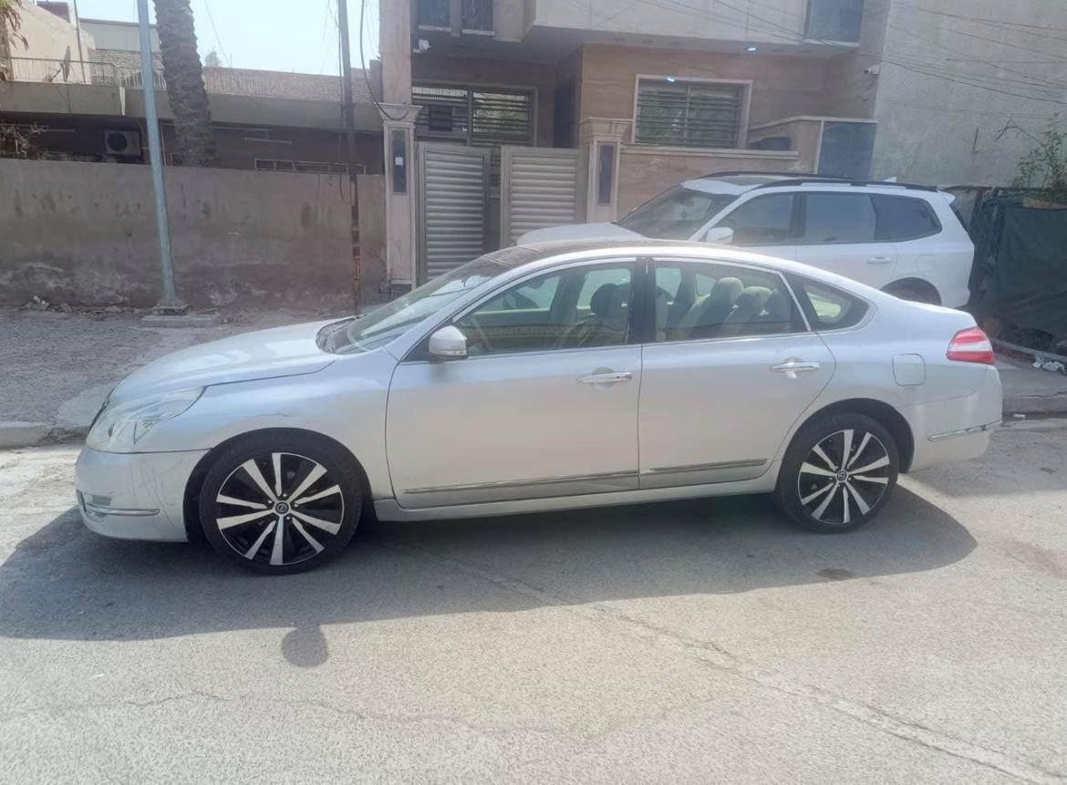 سلام عليكم
نيسان تيانا 2010 مكينة 6 سلندر x2500
رقم بابل انكليزي بأسمي
المواصفات / بصمة بانوراما قطعتين بس القايش يرادلة تبديل مري شفط تبريد قطعتين كشنات كهرباء + تدفئة كشنات كامرة موجودة بيهة بس يرادلهة ربط السياراة بيهة صبغ مثل ما موضح بالصور بالسونار
السعر 74 وبيهة مجال بسيط مكاني بغداد حي الجهاد الملحانية للأستفسار ***********
