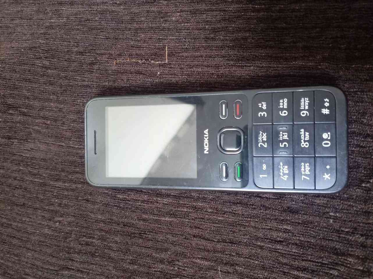 السلام عليكم عندي جهاز موبايل نظيف السعر 12,000 الشرايه نظيف ابد تاخذه  الرقم ***********
