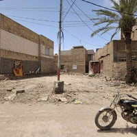 عرصة للبيع  العنوان حي الوحدة مقابيل باب مدرسة الازهر الشريف الجديد لل...
