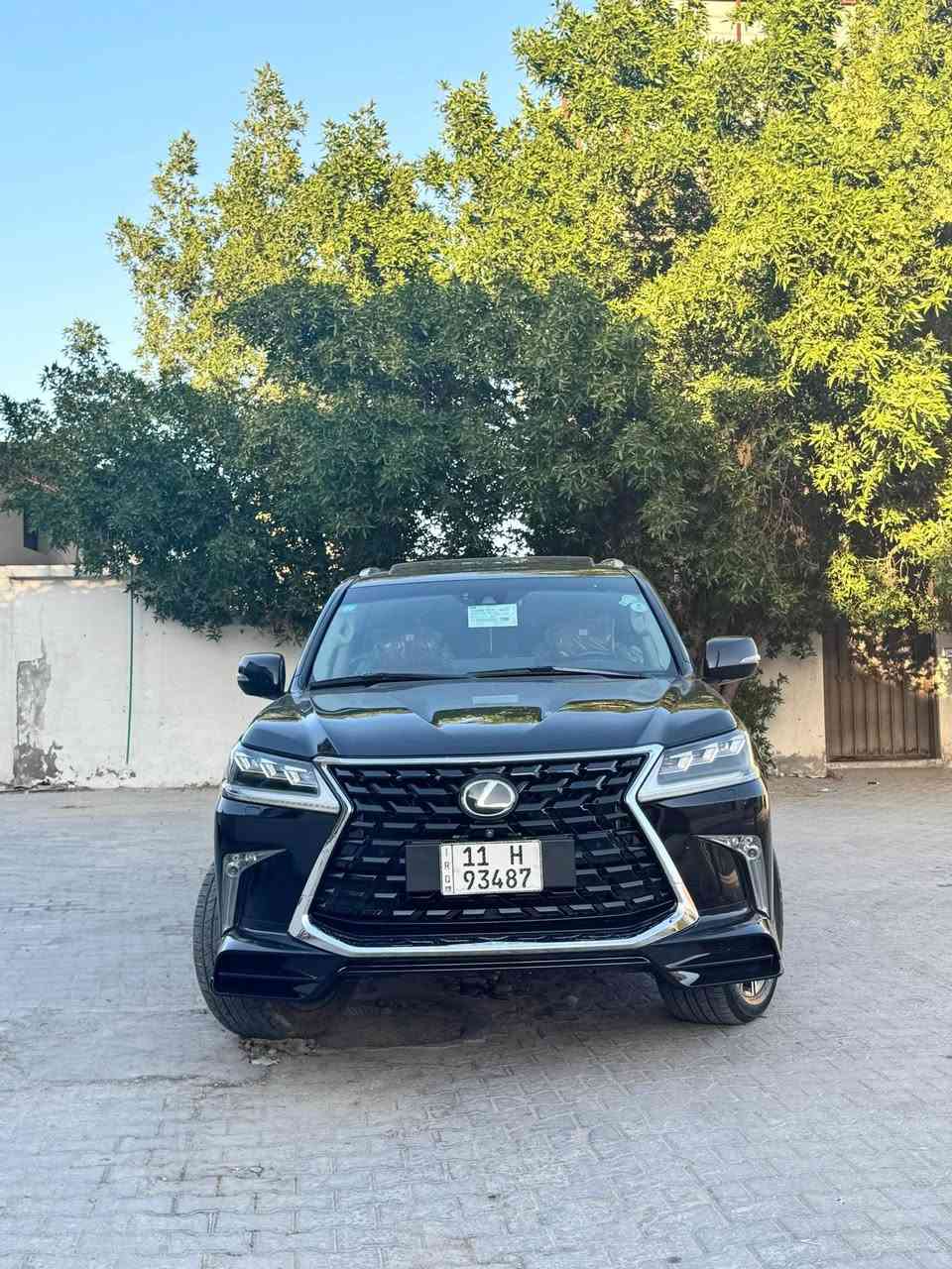 لكزز2016 بريمية داخل قرميدي
مكفولة من الضربة و الصبغ والتبديل 
سيارة باسمي رقم بغداد الجديد
السعر570ورقة وبيه مجال بسيطة
مكان السيارة بصرة الاتصال ***********
