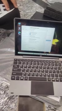 Jumper EZPad Pro 8 • شاشة 11.6 بوصة • 6 جيجابايت