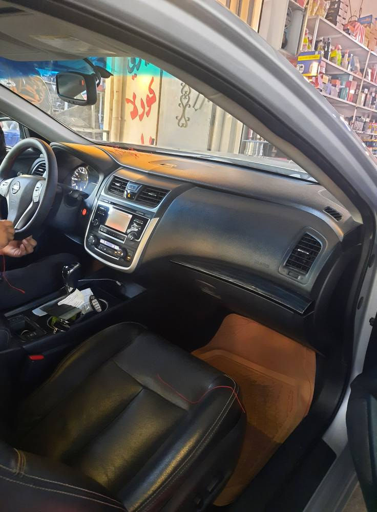 نیسان ئاڵتیما 2017 SL
5 پارچەی سبوغە سەیارەیەکی جوان و ڕێکوپێکە سەنەوی بەسەرنەچووە گێڕ و مەکینەی عەیبە و نەکراوەتەوە نرخی 112 وەرەقە و مەجالێکی کەم ئەگەر موشتەریت بۆ زانیاری زیاتر پەیوەندی بکە بەو ژمارانەوە ئەگەر موشتەری نیت سەرم مەیەشێنە 
***********
*********** كركوك, العراق
