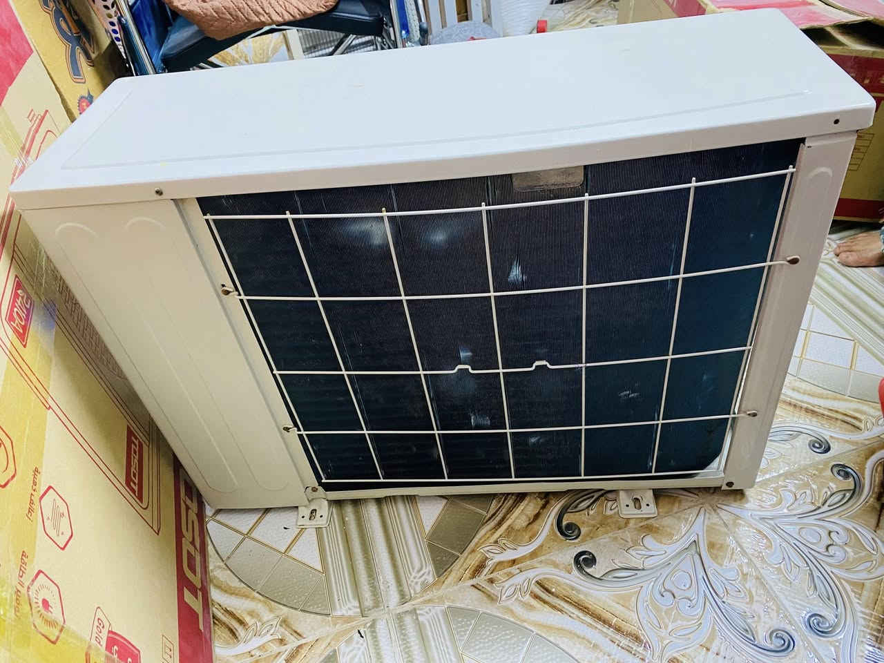 سبلت اونكس 2 طن
بي عطل بالقطعه الداخليه 
السعر 350 
الناصريه / الثوره
***********
