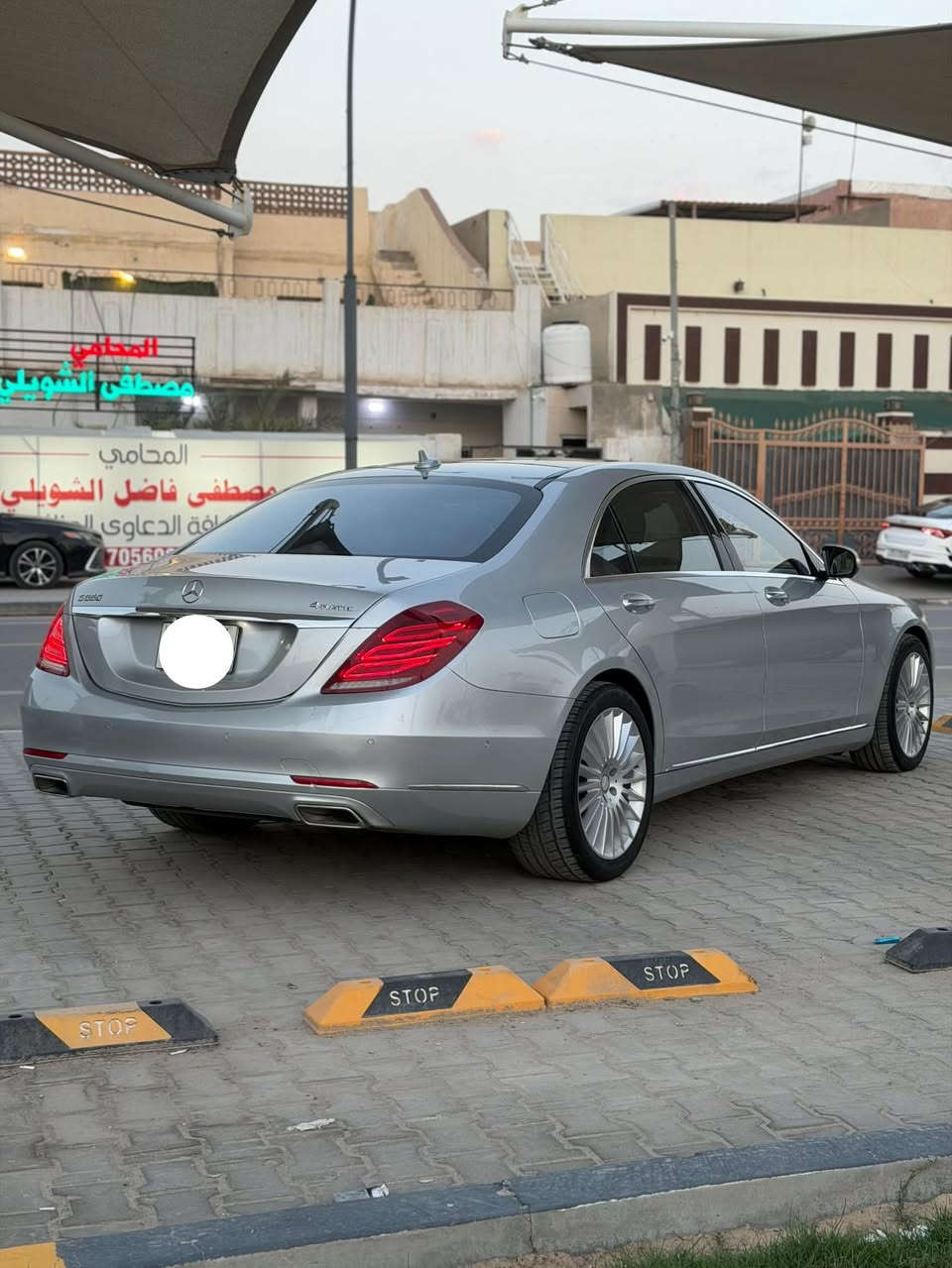 سلام عليكم   #للبيع_فقط
مرسيدس اس كلاس 

مديل 2016 اصل 

محرك v8.  550

#ادوات_ادوات_دخول_جديد

 ( فول مواصفات )
سقف بنراما 
دواخل جلد 

كامرات وقياده ذاتيه 

بصمة تشغيل 

فول تحكم 

تتدفئة وتبريد كشنات 

تبريد ثلج ❄️

سيارة حيل جديدة وجاهزة من كلشي 

#المكان_بصرة 

#السعر_اتصل_وتدلل

***********
