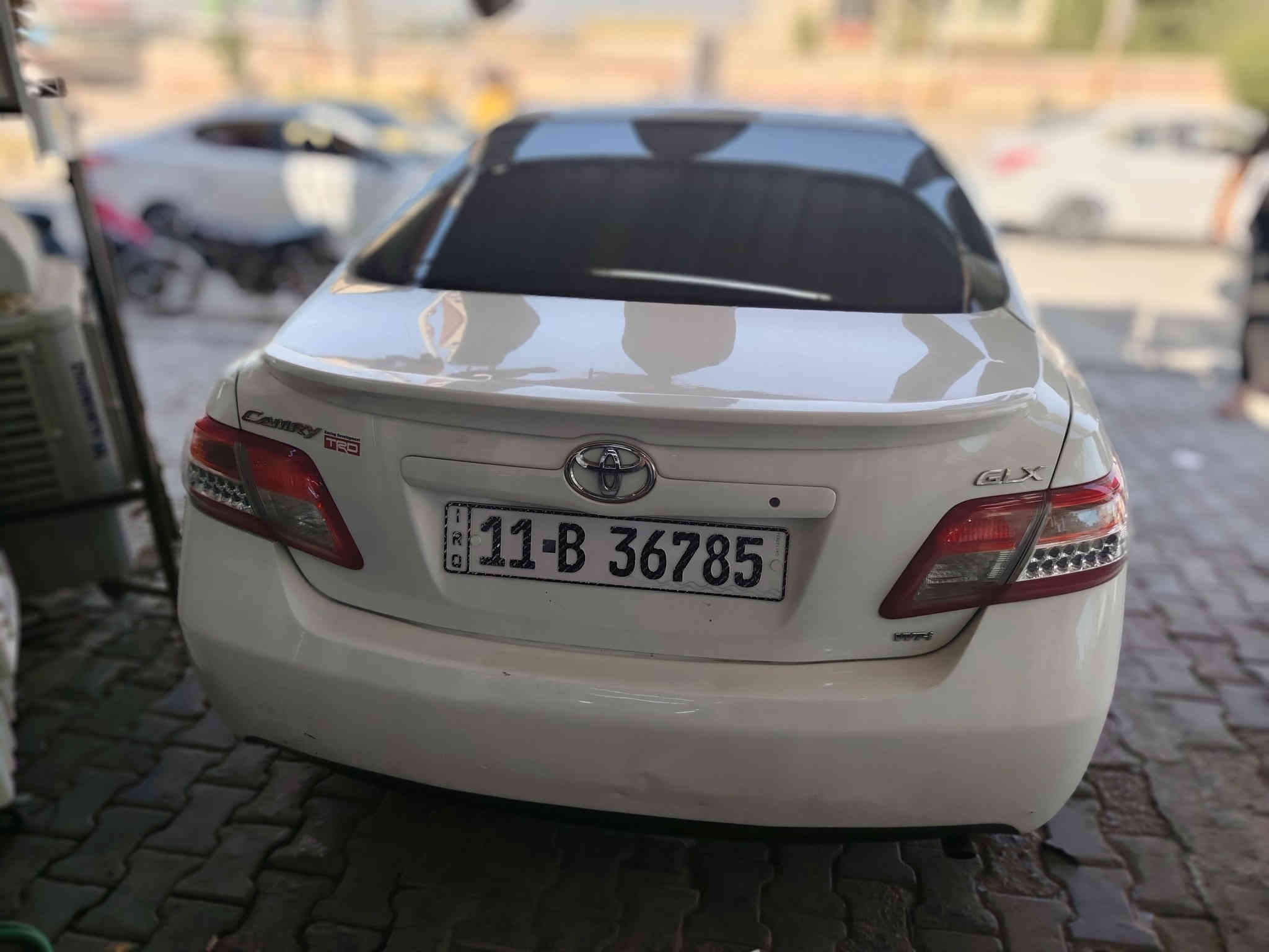 كامري ٢٠٠٩ صور السونار بل المنشور محرك بيه تنقيص بلادي ما مفتوح والباقي كفاله اب اسمي رقم بغداد 
السعر ب ١١٥ وبيها مجال بسيط
رقم هاتف ***********
