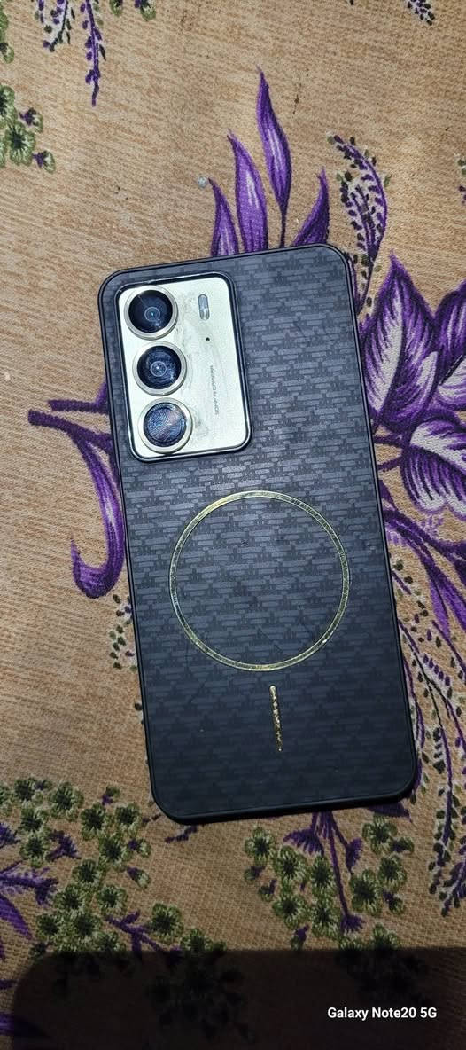 السلام عليكم ريملي c75 ذاكرة 512 رام 16 كامل ملحقات السعر 180بي مجال بسيط


**إذا كنت صاحب هذا الإعلان وتريد حذفه لأي سبب، رجاءا أرسل رسالة إلى الدعم الفني**