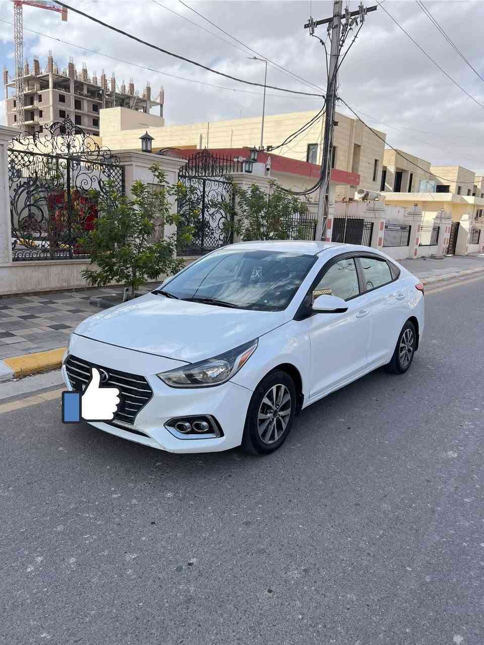 السلام عليكم اكسنت 2019 وارد امريكي رقم بغداد تحويل شرط مكينه ١٦٠٠ لا تنقيص ولا تبخير كيرها جديد تبريد شغال ثلج بيها ضرر من امريكا بنيد مبدل ومصبوغ وبيها بلعراق بال سايق مصبوغ يعني فقط قطعتين مصبوغات  بدون دواخل خلاص باقي كفاله عاامه  تخم تاير جواها صدرها جديد  مكاني الانبار السعر 108 بيها مجال للشراي. ***********
