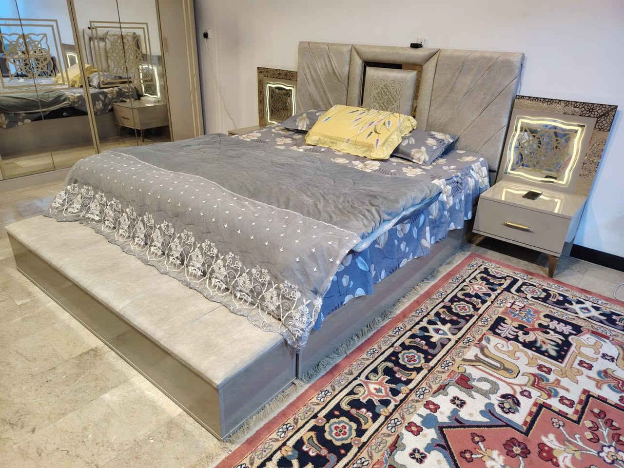 غرفه لبيع 10 قطع مكان  كميرة مقابيل شارع الجزيرة


**إذا كنت صاحب هذا الإعلان وتريد حذفه لأي سبب، رجاءا أرسل رسالة إلى الدعم الفني**