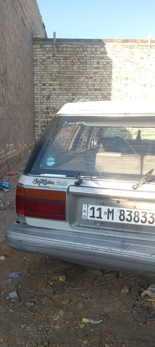 ارنب ٩١ سنويه ٢٩ شهر لعاشر 
قم بغداد نكليزي 
مكانها ميسان  كير جديد مكينه ناعمه خير من الله بيها لاستيك  كهربائياتها عوزها ترتيب عينه جديده بس ماشادها  كشنات وبطاين جدد سياره بيها شوي خياس يم لفتحه ولباب لجنطه 
سعرها ٤٠وبيها مجال  ***********
