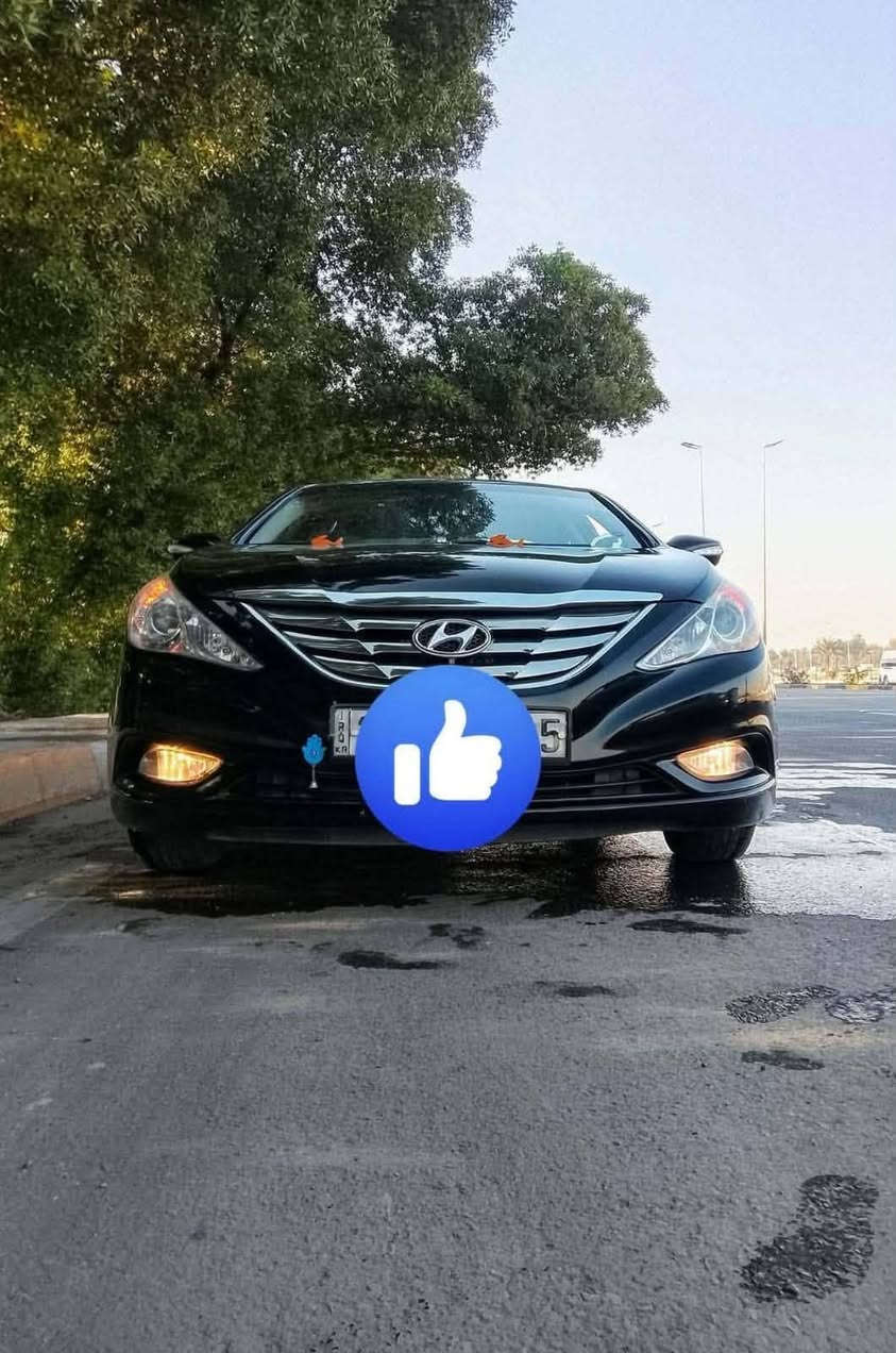 سوناتا 12 اصل فول الفول عدا الفتحه
تخم تاير $🥌 
كير حداديه ماشاءالله 
تدفئ +تبريد ماينوكف كدامه تبارك الرحمن🧿 
كص جنطه شغل كوي + ليبل مو لحيم وكبل للشارع 🪩
مكينة دوش 2400 اقتصادي دبل Eco 
متومه شغل يبيض وجه مو اكلك دك واجهه ومن تجي يختلف الحجي وين ميعجبك شغل وتوكل 😉
 مكان السياره بابل 
السعر $ 48 مجالها كلش بسيط 
 وشعندك مراوس ع حسب اىقناعه 
للاتصال ***********
