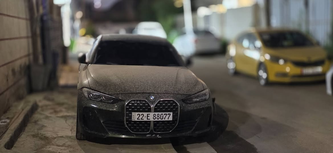 اعادة نشر بسبب الي يجيك مو جناي او بياع شراي السيارة بدون صبغ بدون ضربة طخة خفيفه فقط 

430i  2022
ماشية 65 الف كيلو متر 
السيارة كلشي بيها ميحتاج مصرف دسكات جديده صدر مبدل 
تخم ويل m 
تخم تاير 
السيارة جاهزه للاخير  بدون اي قطعة صبغ فقط pdr  بالبنيد على كد شبر

بيها بوابات صوت بلاديه تتحكم بيها من الشاشة رياضي او عادي الصالنصة

باج تظليل ينتهي شهر ٤.  سنة ٢٠٢٧
رقمي ***********
صور الحادث والتقرير مرفقة 
مع فيديو لحالة السيارة الحالية 
السيارة مكفولة مكينه وكير وعقول وكهربائيات ومابيها نقص واحد 

السيارة باسمي ابيع بشرط التحويل ما اسوي وكالة
السعر  30 الف وبيها مجال بسيط
جماعة ال27 والي يريدها بسعر سيارة بيها ٤ قطع رجاءا لا تتصل
