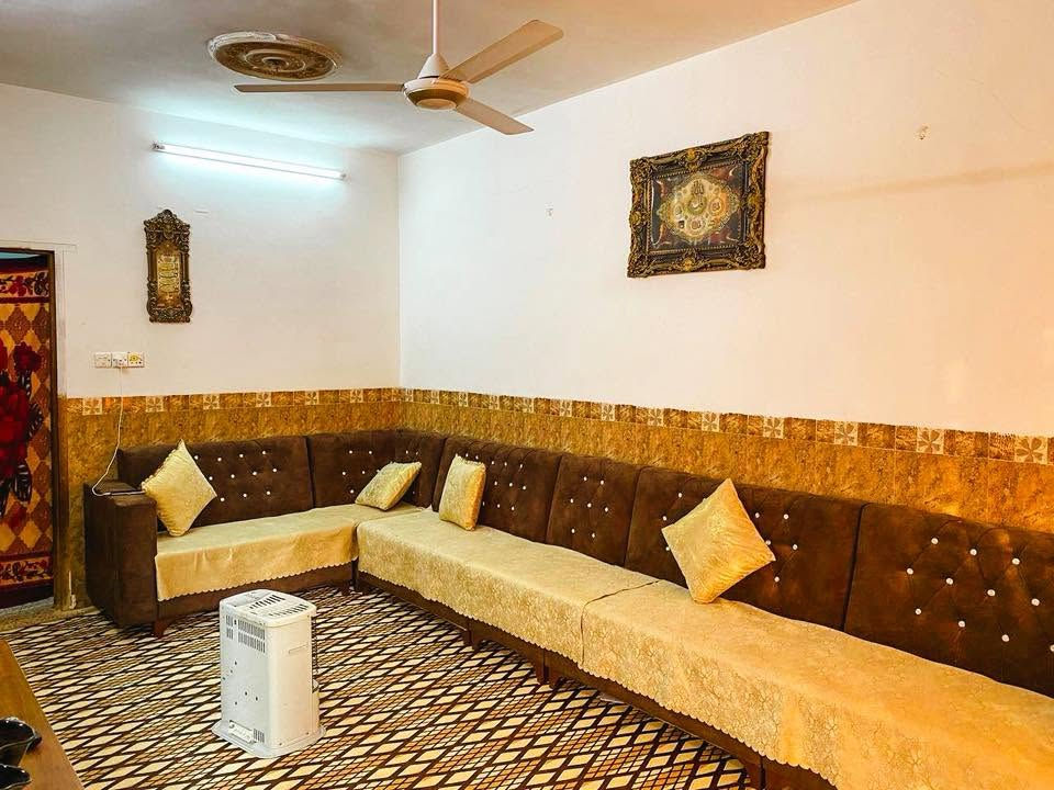 🏡دار للبيع موصل/ حي الإصلاح الزراعي 🏡
✅قرب مدرسة ثانوية دار العلوم للبنات✨

✅مساحة 125م واجهة 7ونص✨ 

✅ اتجاه قبله ✨

✅طابق واحد= استقبال + مطبخ + هول + غرفتين نوم + صحيات + بيتونة ✨ 

✅ كاشي + سيراميك + سقوف ثانوية   ✨

✅سند طابو ملك  شرط التحويل 🗞️

☑️للاستفسار مراسلة الصفحة ✨

 او الاتصال على الارقام المذكورة :

*********** 📱  *********** 📱
