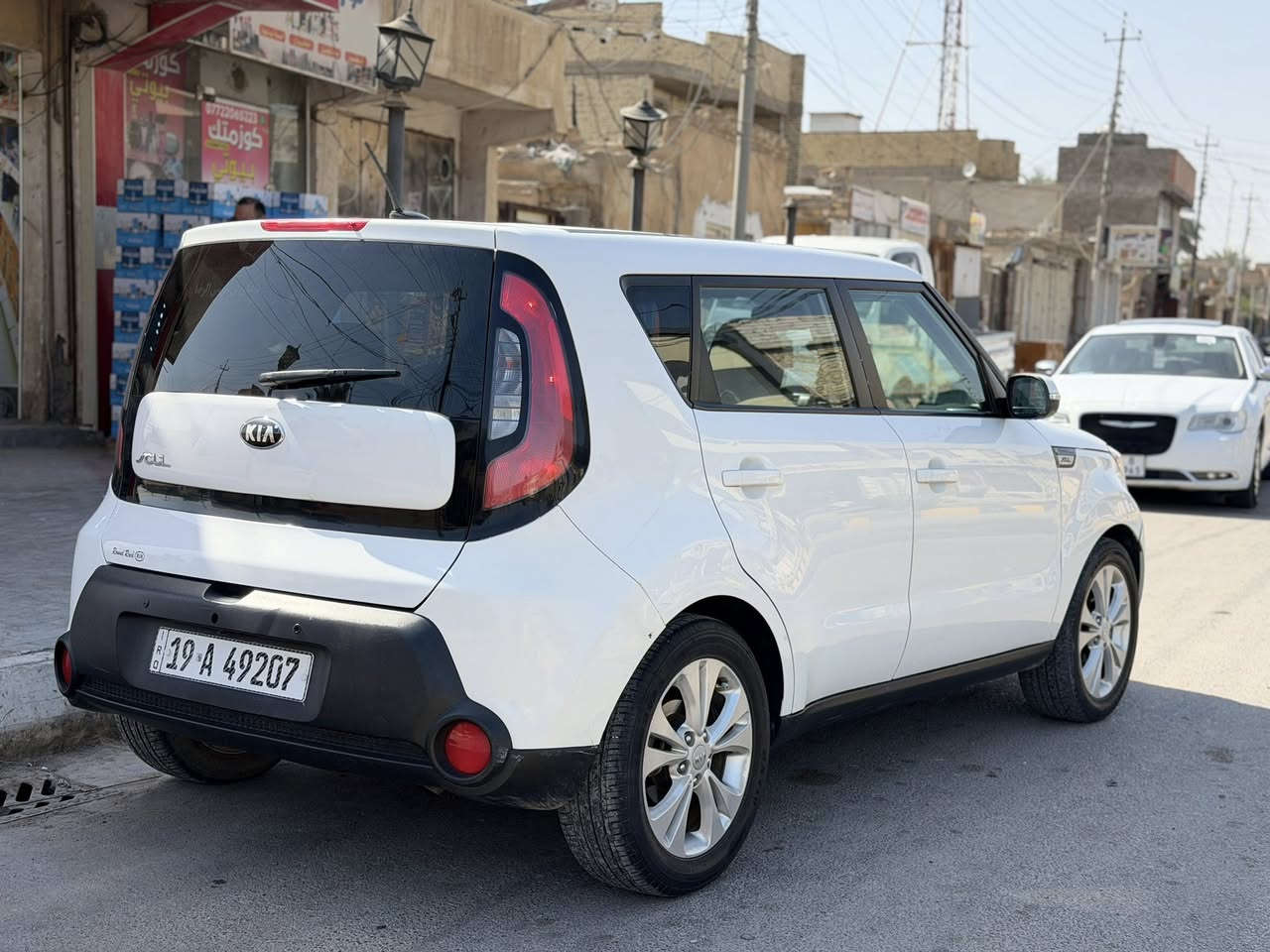 السلام عليكم
كيا صول 2014 امريكي وارد جاملغ وبنيد بدون دواخل
رقم كربلاء الدولي باسمي السيارة جديدة ونضيفة بمعنى الكلمة
كير محرك حدادية تخم تايرة كلة لوك
نص فول شاشة كبيرة كامرة دوارة تحكم استيرن جهتين ويلكب
محرك 2000 
الاستفسار *********** 
*ملاحظة غير متواجد ع الخاص.
