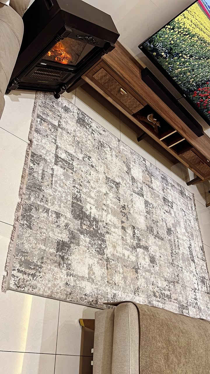 السلام عليكم عندي زوالي 3 قطع نوع تركي للبيع  
قياسات 
2x3
1.60 x 2.40 
80 x 1.5
ماخذتهم من هوم سنتر ب225 
 بيهم فقط نقطتين محروك مال فحم شويه 

ابيعهم كلهن ب75 الف  
وعدا هاي النقطتين الزوالي نضيفه ومو مستهلكه 

للاستفسار 

0 773 790 4507
