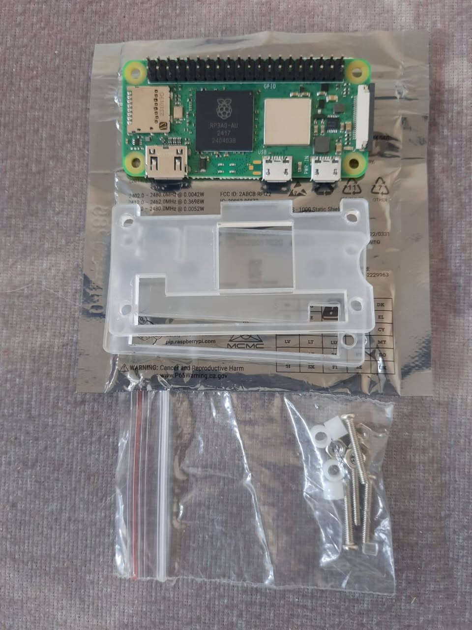 #متوفر Raspberry Pi Zero 2 W أصلي
معالج Quad-Core ARM Cortex-A53 بسرعة 1GHz
ذاكرة RAM 512MB
Wi-Fi مدمج
Bluetooth 4.2 مدمج
منفذ Mini HDMI
منفذ Micro USB OTG
منفذ Micro USB للطاقة
يدعم أنظمة Linux و Raspberry Pi OS
مناسب لمشاريع الأتمتة، الكاميرات، السيرفرات الصغيرة، الروبوتات وإنترنت الأشياء (IoT)


**إذا كنت صاحب هذا الإعلان وتريد حذفه لأي سبب، رجاءا أرسل رسالة إلى الدعم الفني**