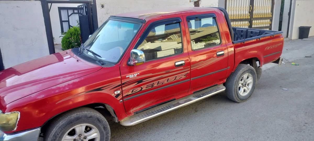 دیر ٢٠١٢ بێ بۆیاخ تۆزێ کاڵ بونەوەی هەیە بۆ زانیاری زیاتر پەیوەندی بکەن

*********** دخان, السليمانية
