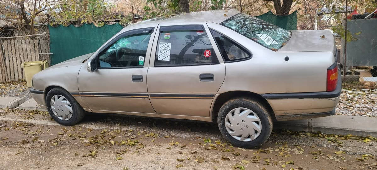 ئۆپل ڤیکترا مەکینە ٢٠ مۆدێل ٩٢ 
کۆبۆن بەنزینی هەیە سعر ٣٠ گەڵا 
شوێن چەمچەمال شمشمل, السليمانية


**إذا كنت صاحب هذا الإعلان وتريد حذفه لأي سبب، رجاءا أرسل رسالة إلى الدعم الفني**