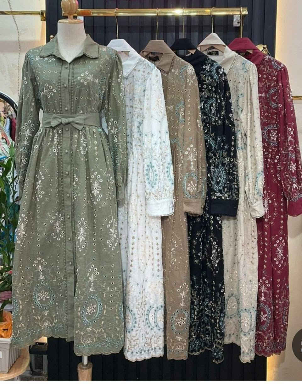 ❤️ ﷽

الكولكشن الرمضاني يبدأ من هنا 💐 

ووصل الجمال وترند الموسم😍❤️
طول تسعين 
خامة شيفون مبطن 

قياسات   افري سايز


**إذا كنت صاحب هذا الإعلان وتريد حذفه لأي سبب، رجاءا أرسل رسالة إلى الدعم الفني**