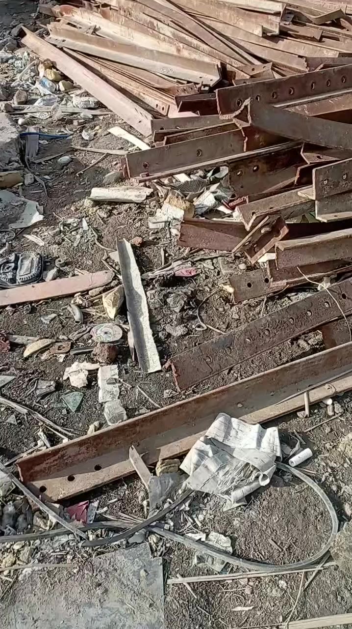 للبيع جنل انكليزي اثقل شي
مكاني بابل سياحي  المتر عل 10
***********
