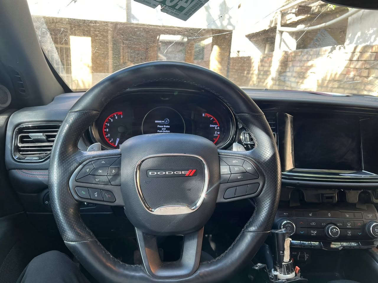 دورنكو gt مديل 2024 وارد امريكي بعده ما مرقمه ابيعه على وضعه
السياره ماشيه 35 الف ميل حادثه بجم البنيد والجاملغ الايسر مبدلات والايمن مرجع بارد 
براكيت معوج ومرجع بدون لغود محرك جديد ما واصله الحادث ولا متحرك من مكانه السياره عليه اكزوزات رياضي جاماته الوره تضليل السياره فول ما عدى الفتحه
السياره شغاله وما بيه اي مشكله تقص حساس abs
 ومانع انزلاق وبصمه مو مالته خالين مال مديل اقدم الايرباكات كله طاكه واضحه بالصور والفديو 
سعره 250 وبيه مجال
التعجبه السياره يخابرني ونتفق على سعر مكان السياره ميسان 
***********
