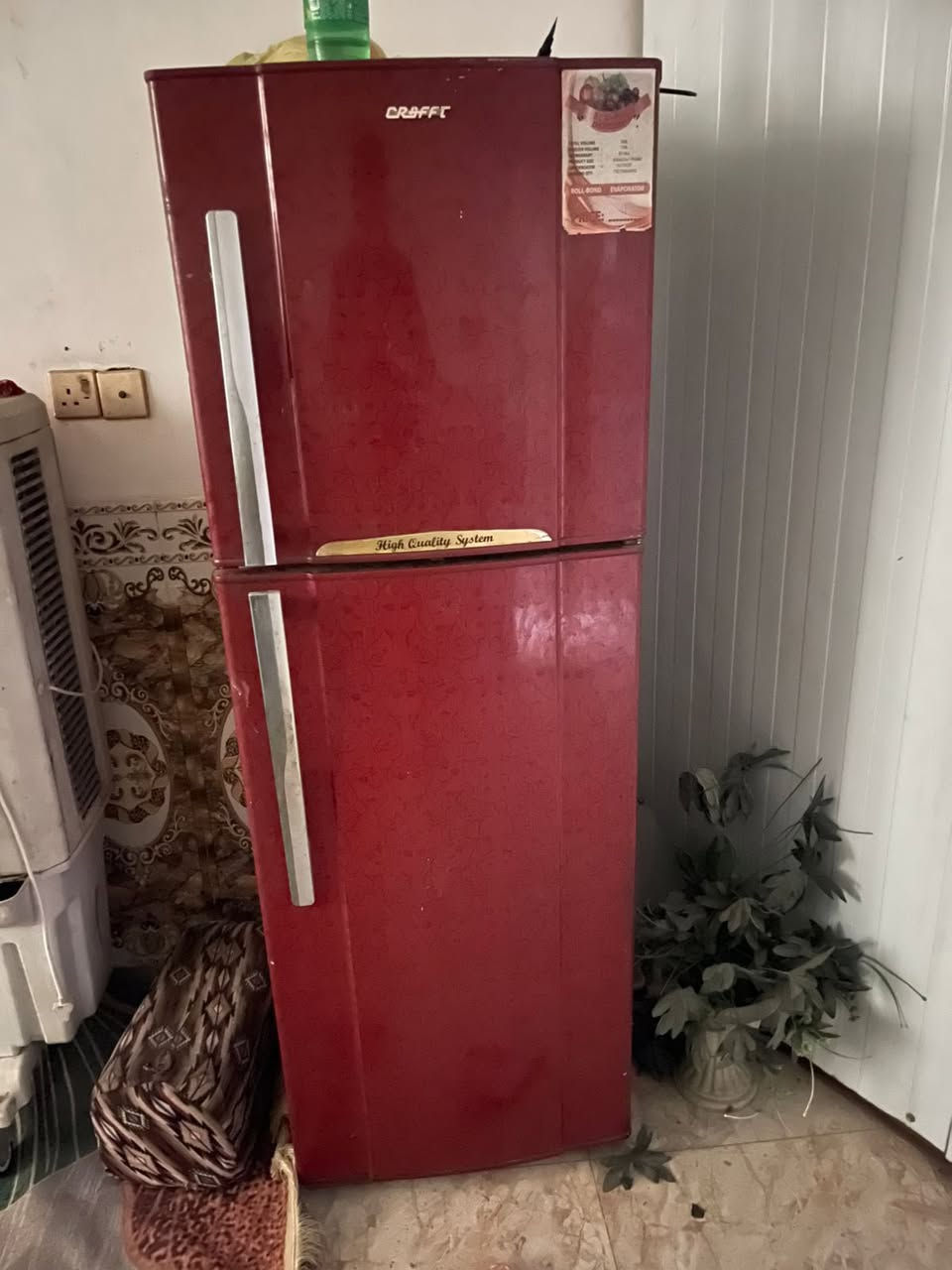 السلام عليكم اخوان غراض مستعمله وكله شغال ابيع شلعه وحده مكاني بغداد انطي سعر باليرضي الله وتعال حمل ***********
