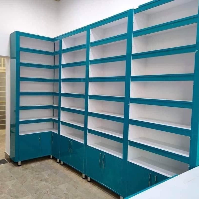 #خليك_دائما_مع_ديكورات_ابو ايمن
#فاترينة_مع_الاعلان والبيبان 
#فاترينة_مع_الابواب_
#فاترينة رفوف فقط 
#جميع_الوان_جميع_قياسات_حسب🥳 قياساتك الخاصة
#العرض_لفترة_محدودة_سارع_في_حجز🥳
الاسعار قياس 250*20*90 سعر القطعه 85 الف قياس 250*30*90 سعر القطعه 120 الف 
الخشب تركي وعالفحص وبي ضمان استرجاع اذا طلع مو تركي 
متوفرة جميع الالوان و تفاصيل
و حسب قياساتك الخاصة نعمل
……………………………………………
🚕العنوان _النجف الاشرف _حي العسكري _شارع الاطفائية_ مجاور البارون للواجهيات
🔶عارضات فاترينات 
🔶ديكورات صيدليات
🔶ديكورات كوزمتك
🔶ديكورات موبايلات 
🔶ديكورات اكسسوارات
🔶ديكورات مطاعم 
🔶ديكورات محلات ملابس
للاتصال علئ الرقم. (*********** )
للمراسلة علئ الوتساب( *********** )
