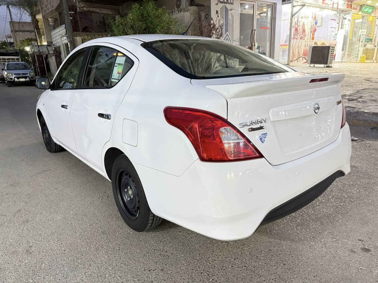 سلام عليكم البيع سني هندي موديل ٢٠٢٠ ماشيه ٣٤ الف  مكفوله كفاله عامه من ضربه  صبغ والتبديل مكينه وضع شركه بسمي سياره رقم بغداد جديد مكاني الكرخ سعره ***********
