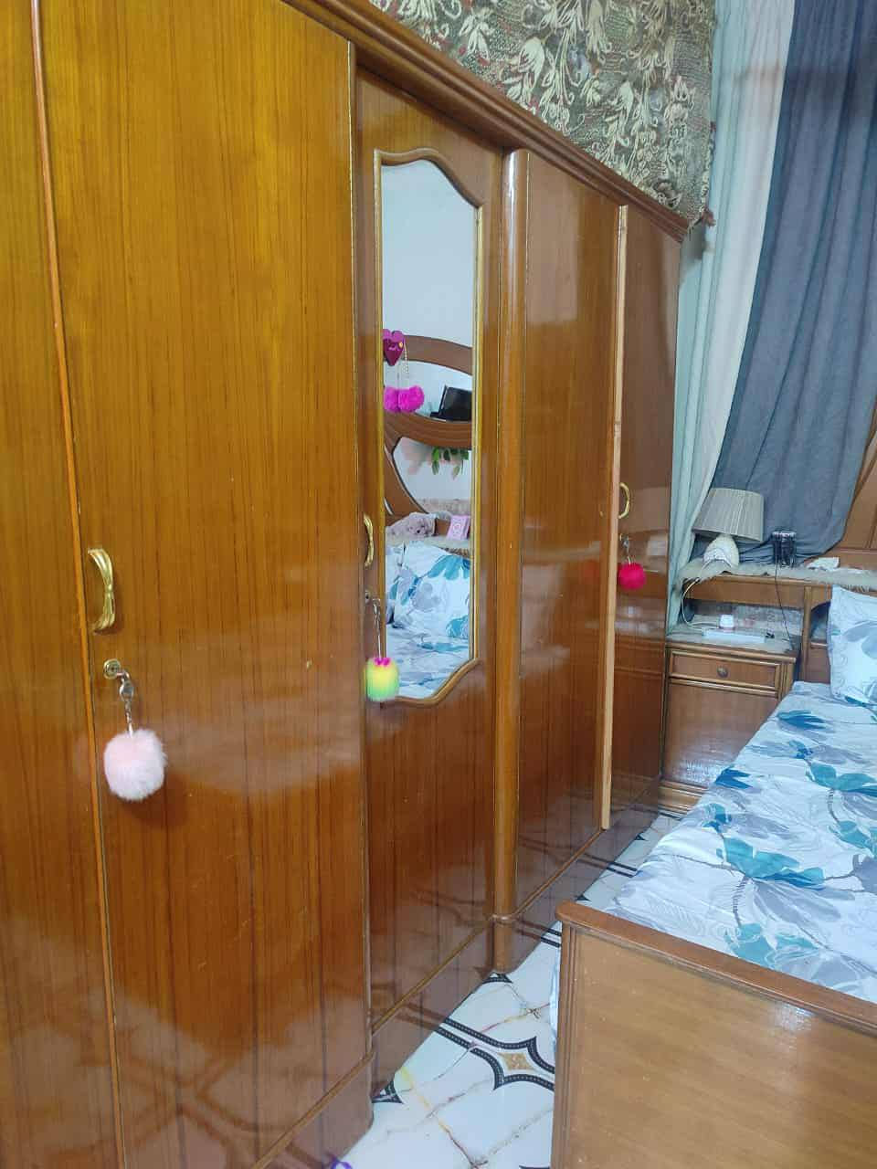 مرحباا غرفه عراقيه صاح
نضبفه  ما بيه اي ضرر ابداً للبيع نجف رضويه او جريويه السعر 500 وبيه مجال رقمي للتواصل ***********
