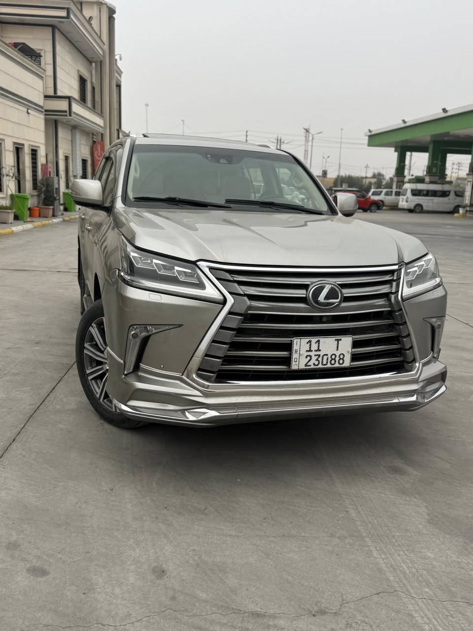 السلام عليكم موديل 2016 جديد مكفولة ماشية 119 حقيقي ومغلفة درجة أولى وجاهزة من كولشي للاستفسار ***********
