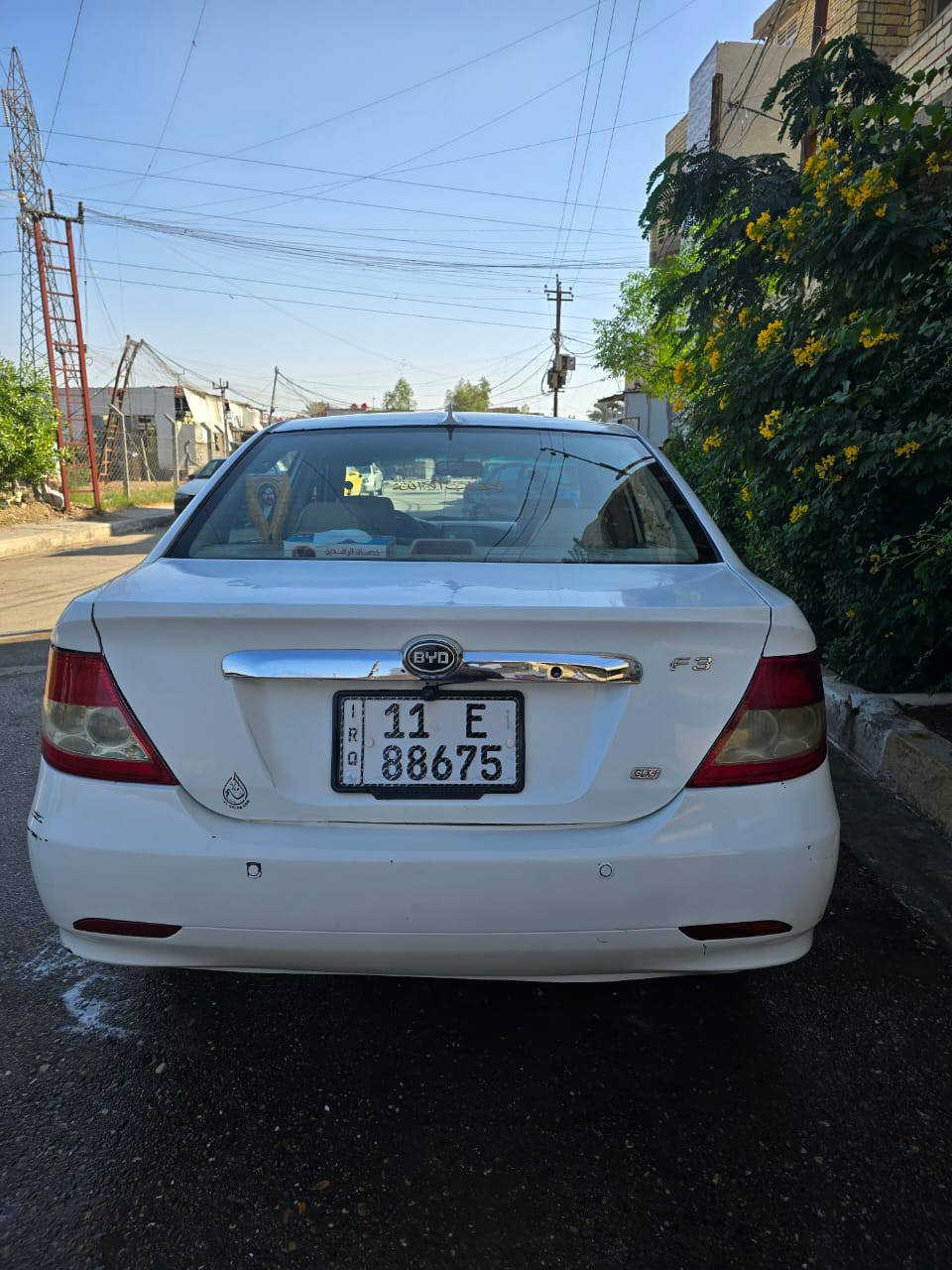 السلام عليكم سيارة بي واي دي f3  مديل 2013 بيضة رقم بغداد الإنكليزي سيارة كاملة مابيه اي شي صدر امامي خلفي جديد كير محرك مكفولات تبريد تدفئة بيهة جاملغ امامي وخلفي جهة السايق للاستفسار *********** السعر 58 وبيهة مجال
