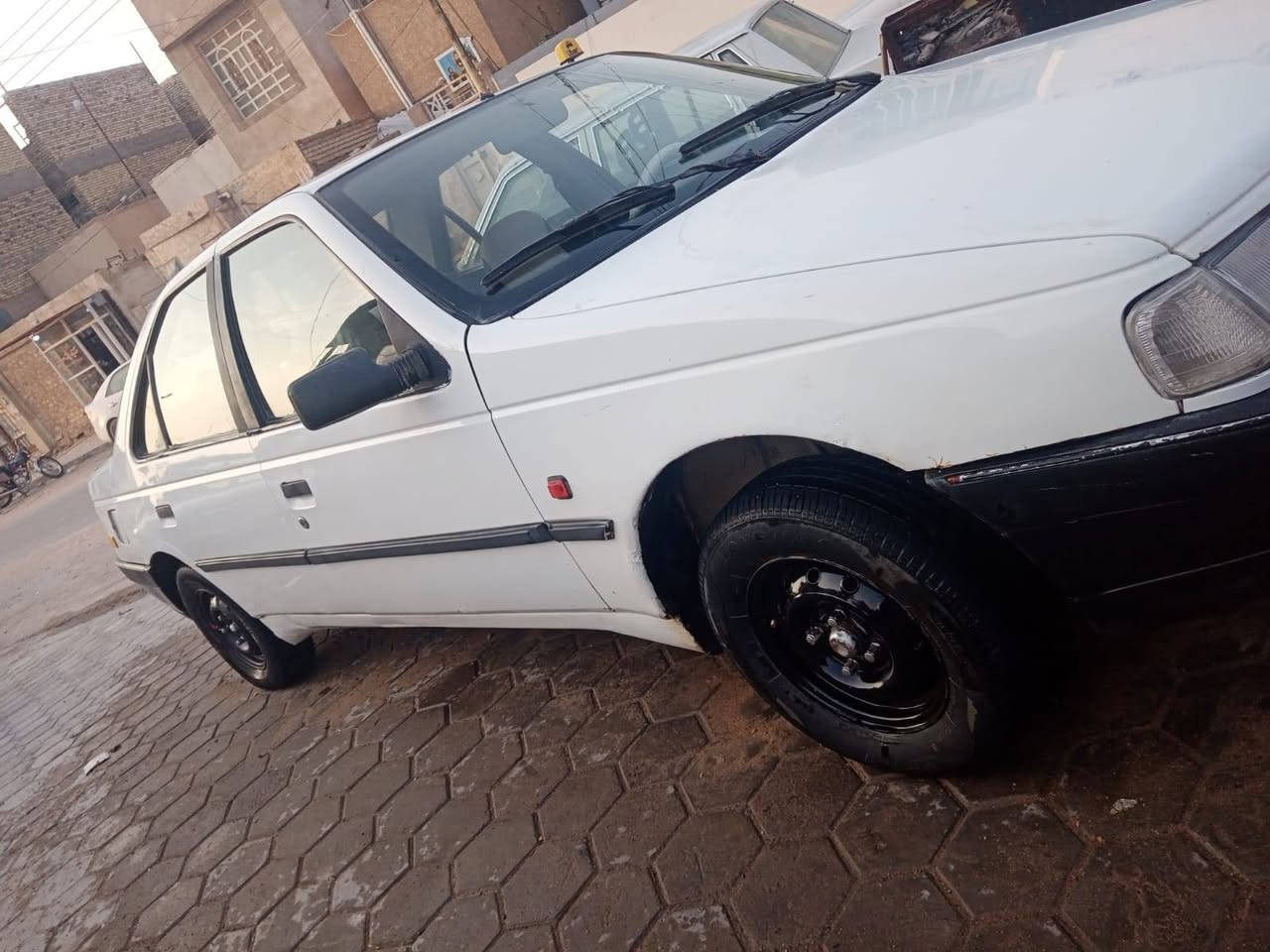 بيجو روا  2009 رقم قادسه سنويه جديده حداديه جديده مكينه وكير جدد تبريد ثلج تدفئه شغاله بيه دوار مصلحات مكفوله من التبديل سعره ٢٧ مكاني نجف ***********
