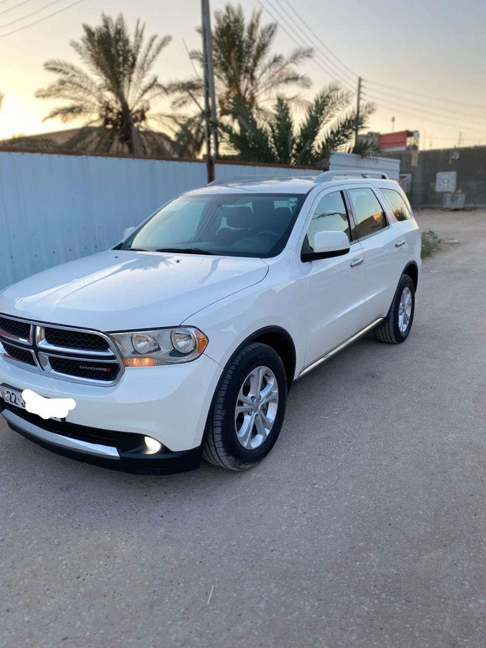 السلام عليكم دورنكو مديل 2012 خليجي محرك 3600 رقم اربيل بسمي سنويه وهزه جديده سنويه مجدده 2030 تريد تحويل او وكاله  مواصفات شاشه جبيره حساسات خلفيه كامره خلفيه تحكمات سياره جاهزه تخم تاير جديد حداده امامي خلفي توني مسويه تبريد تدفئه السعر 185 وبيه مجال مكاني بصره القرنه بني منصور  للتصال   ‭0780 153 3872‬  / ***********
