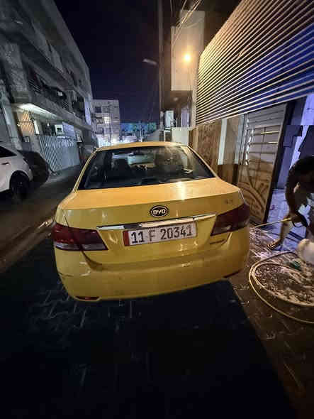 السلام عليكم BYD G3 اوتماتيك بصمه السياره كفاله عامه  على وضع الشركه ماشيه 140 و بيه منضومه غاز الف المكان بغداد رقم انكليزي جديد  السعر 62 وبيه مجال حك الجيه 
و هذا رقمي ***********
