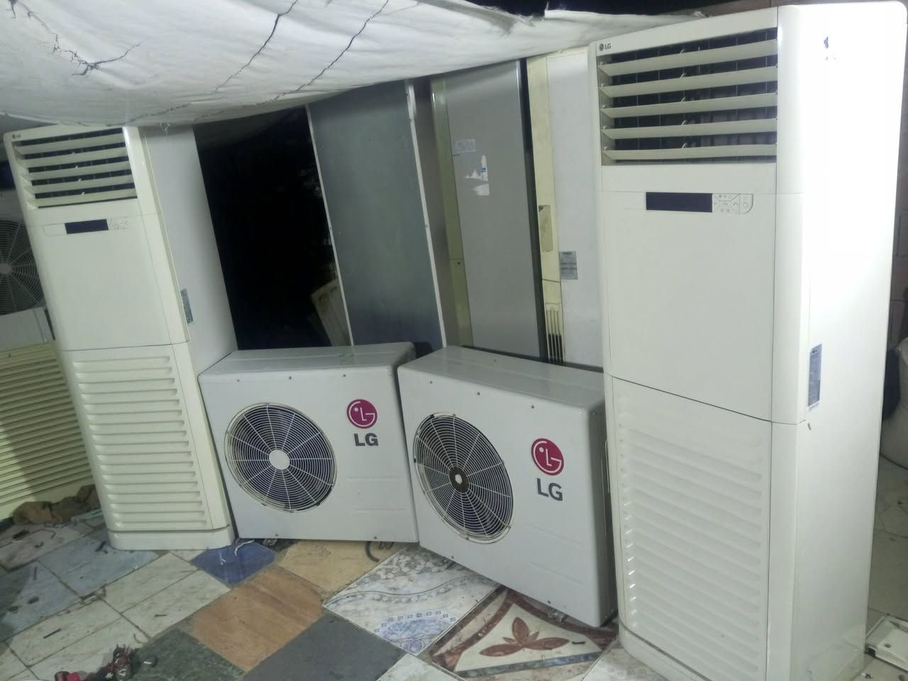 سبالت اثنين 3طن LG بلادي شرط شركه بدون تصليح  شرط الضمان العموان نجف الاستفسار ***********
