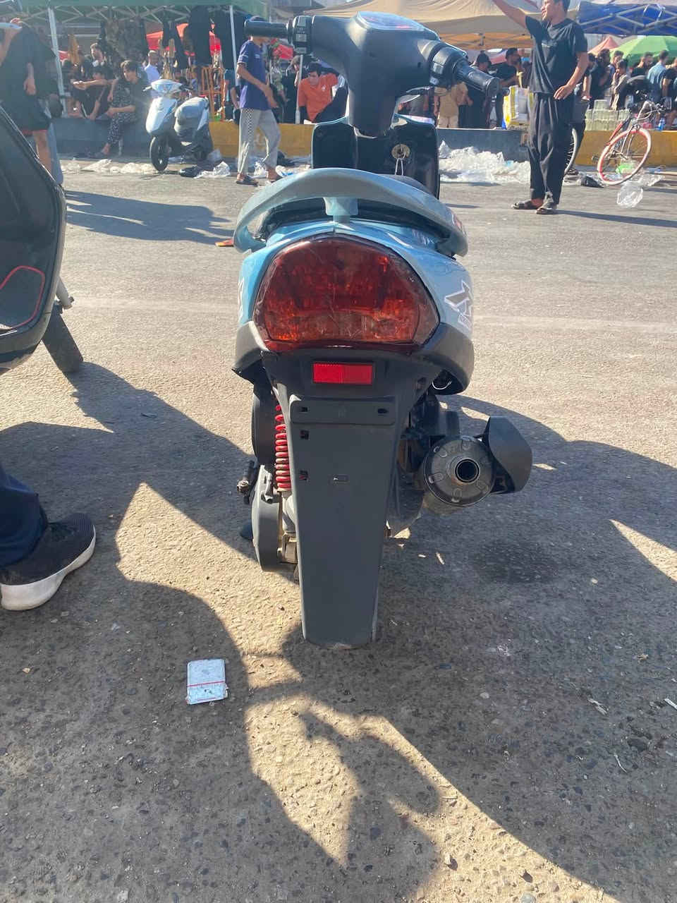 للبيع دراجه ماكس عدله كلها شغاله كزوز إف ام جوزه بلاديه كيلو متر شغال كيج بانزين شغال نكره سلف السعر 650 وبيها مجال رقمي ***********
